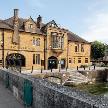 The Kings Head Inn Wetherspoon Salisbury Eksteriør billede